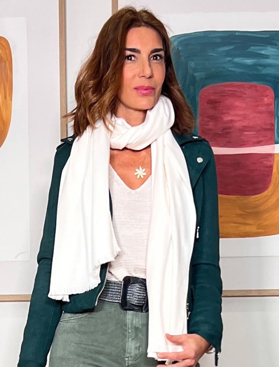 Nuria Cobo Panuelos Y Gorros | Panuelo Foulard De Viscosa Blanco